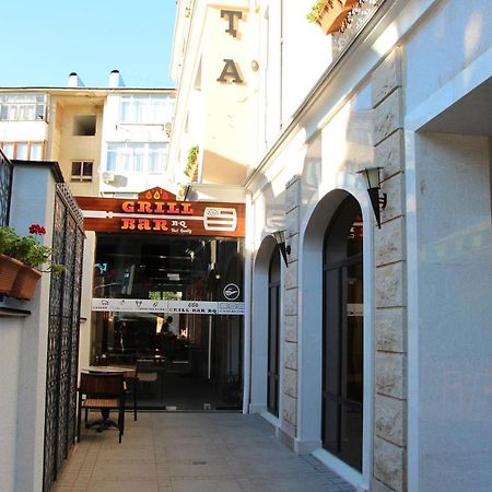 Leon Boutique Hotel Σουχούμι Εξωτερικό φωτογραφία