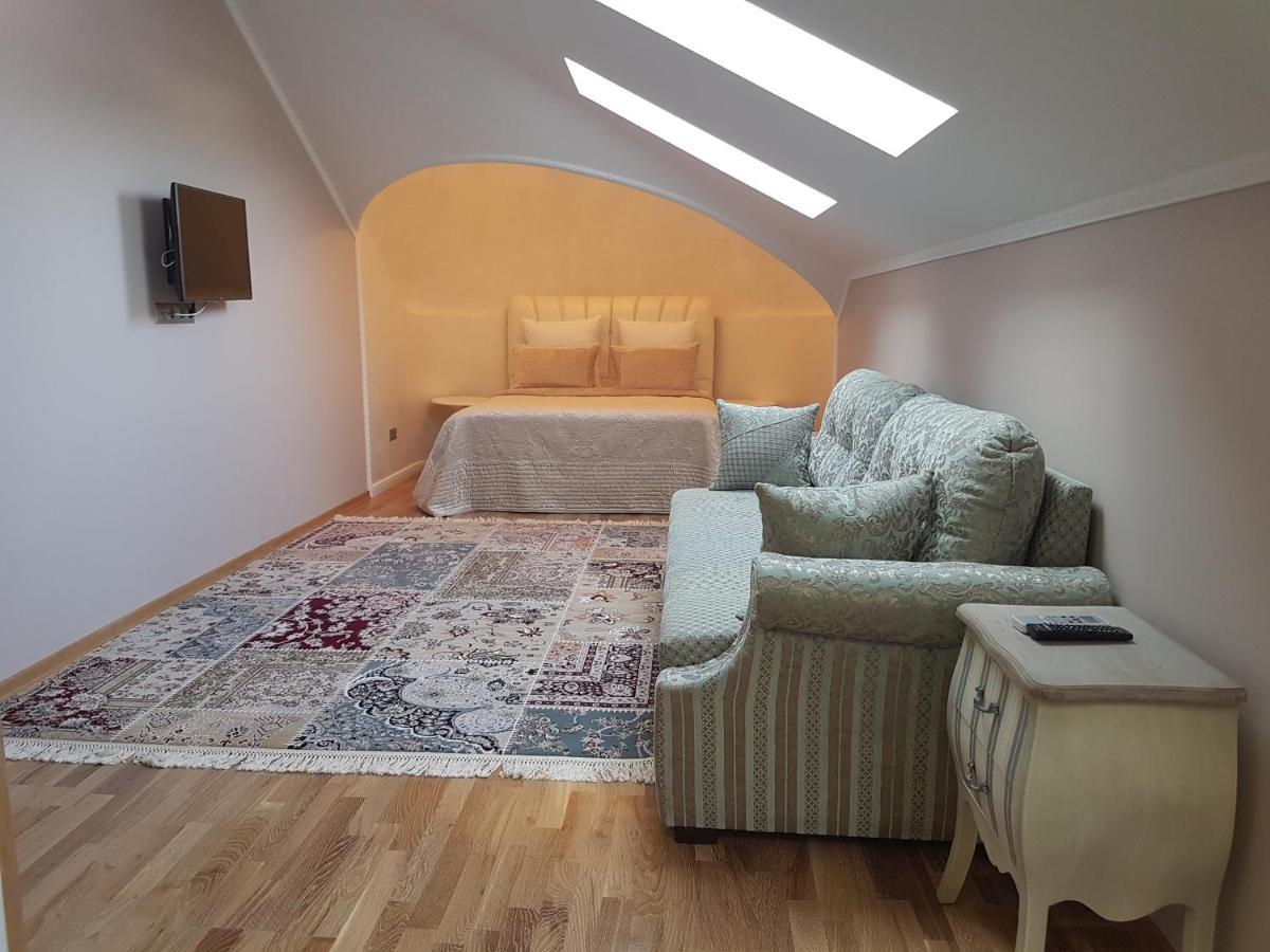 Leon Boutique Hotel Σουχούμι Εξωτερικό φωτογραφία