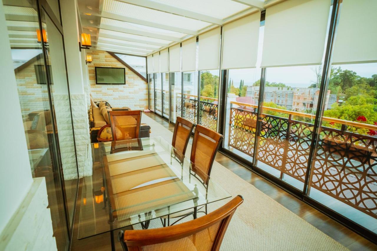 Leon Boutique Hotel Σουχούμι Εξωτερικό φωτογραφία